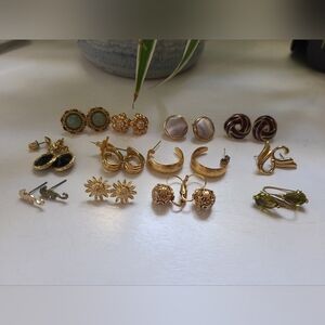 Gold Tone Costume Stud pierced Earrings Lot Bundle Vintage